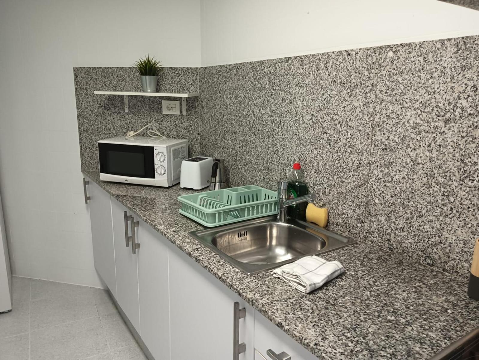 Mar Y Montana En Gilet Apartment Екстериор снимка